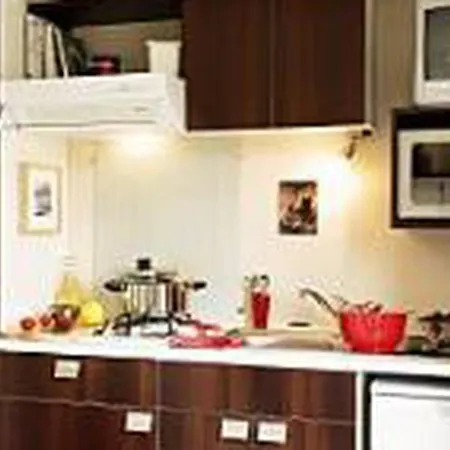 Mobil-home Confortable Avec Terrasse A - Api-1-52-230 Campsite