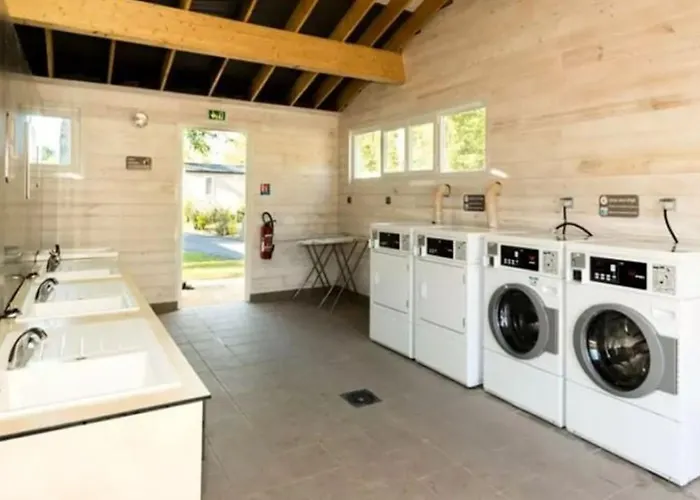 Mobil-home Confortable Avec Terrasse A - Api-1-52-230 *