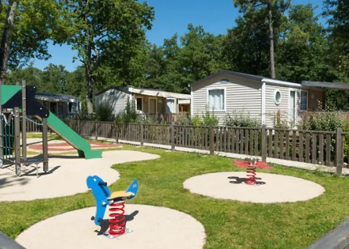 Mobil-home Confortable Avec Terrasse A - Api-1-52-230