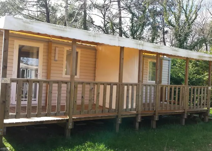 Mobil-home Confortable Avec Terrasse A - Api-1-52-230 Campsite Royan